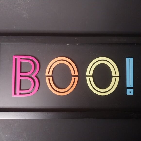 Halloween "BOO!" Frame - Picture 2 of 7